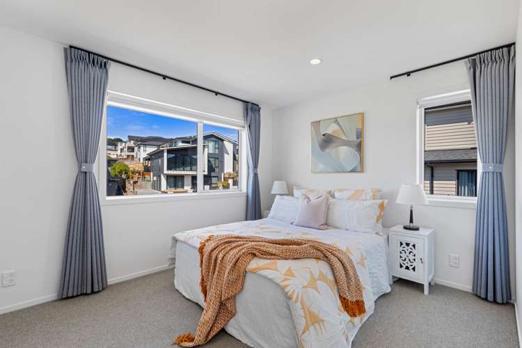 36 Fernhill Way Oteha_15