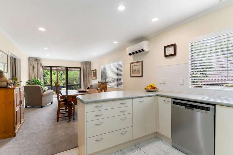 52b Uxbridge Road Mellons Bay_11