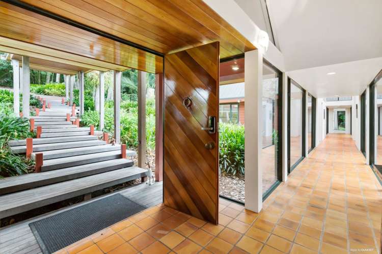 57 Portsmouth Road Bombay_8