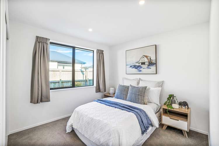 5 Romney Drive Belfast_10