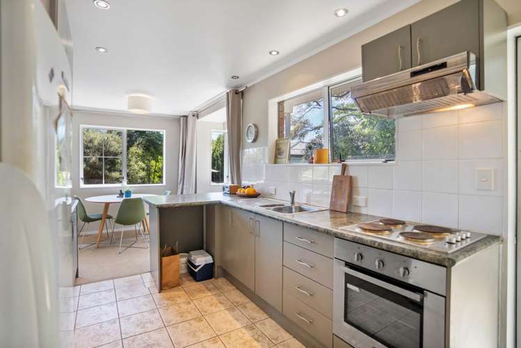 4/10 May Avenue Te Atatu South_7
