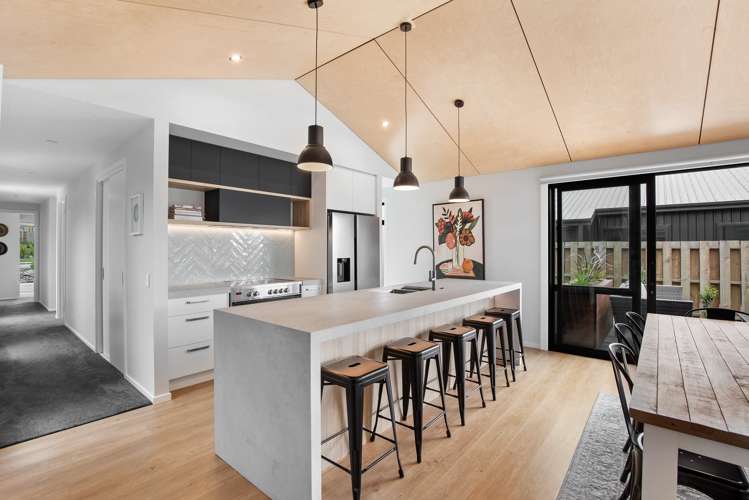 8 Linnburn Road_0