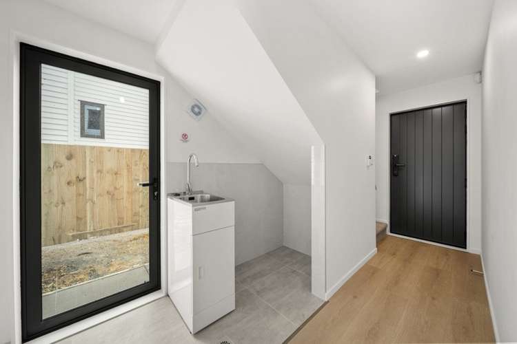 5/1088 Beach Road Torbay_8