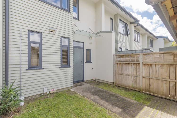 111/2 Armoy Drive East Tamaki_9
