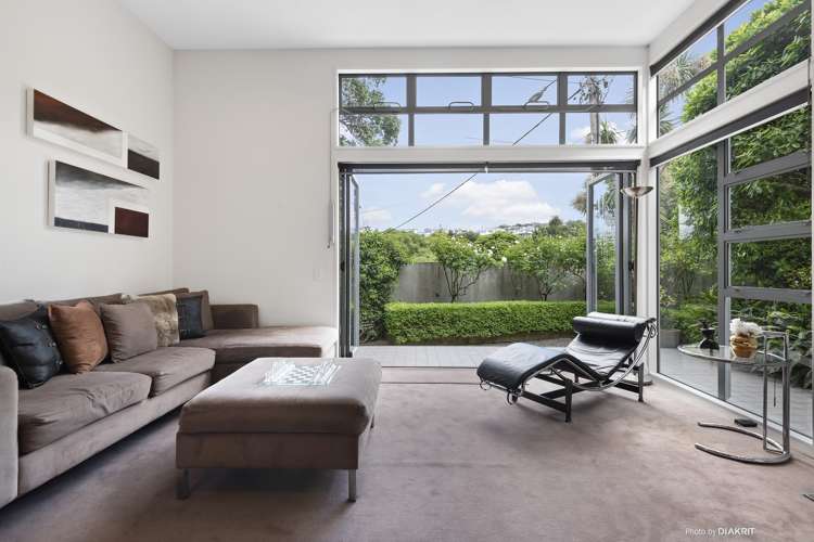 94a Onslow Road Khandallah_4