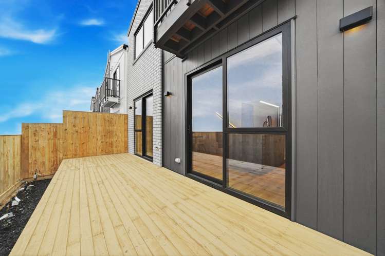 76 Picnic Point Road Hobsonville_21