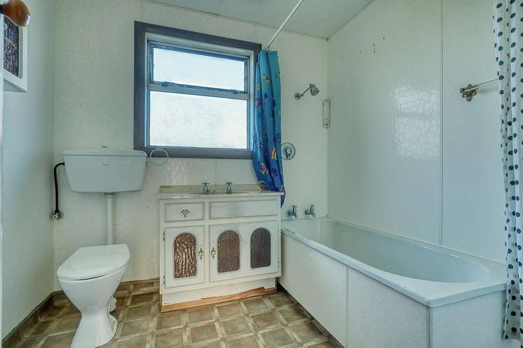 11 Butlers Road Ruatapu_9