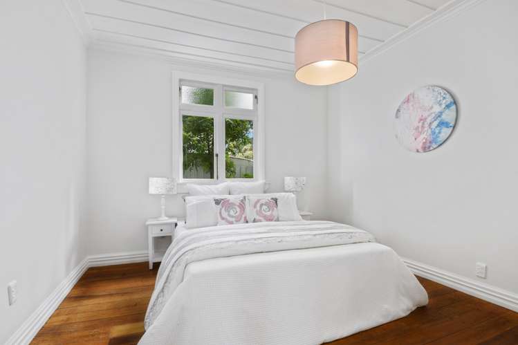 1/1 Palm Court Drive Glen Eden_21