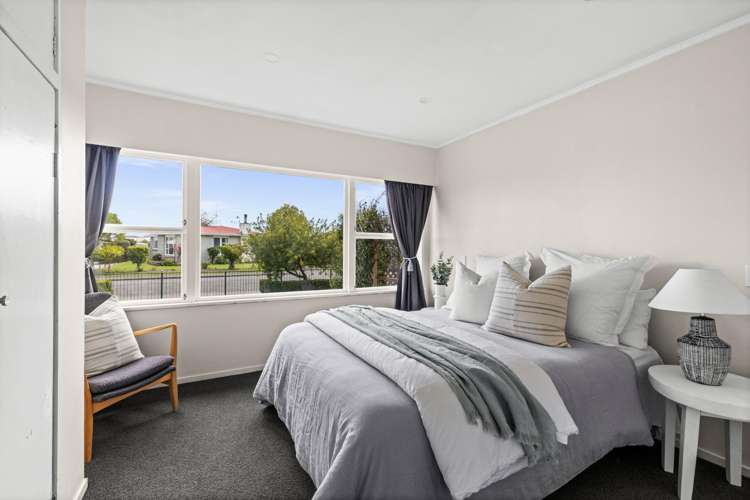 218 Sunnybank Crescent Camberley_15