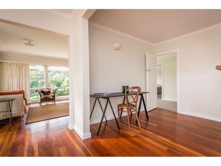 33 Derwent Crescent Titirangi_7