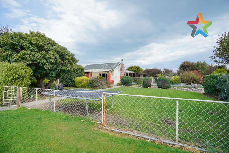 21 Redpath Road Orepuki_2