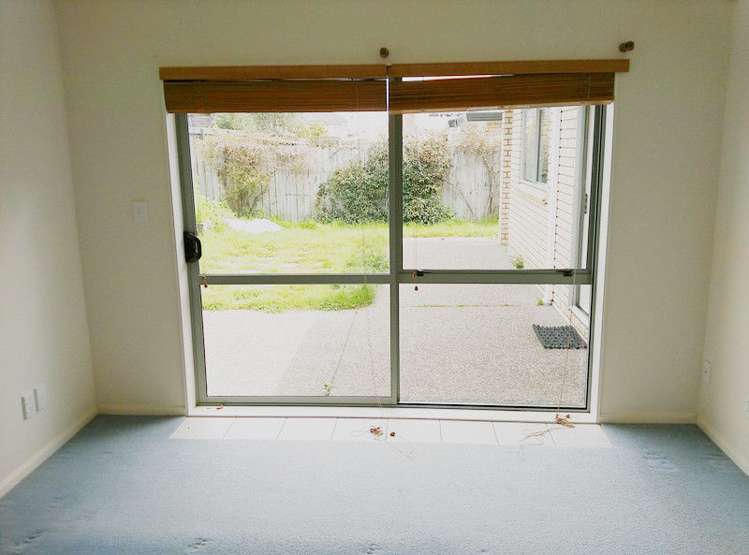 46 Newinn Crescent East Tamaki Heights_9