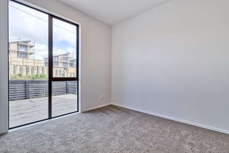 20 Papai Lane Massey_13