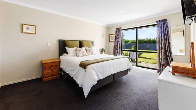 15 Shepherd Avenue West Melton_8