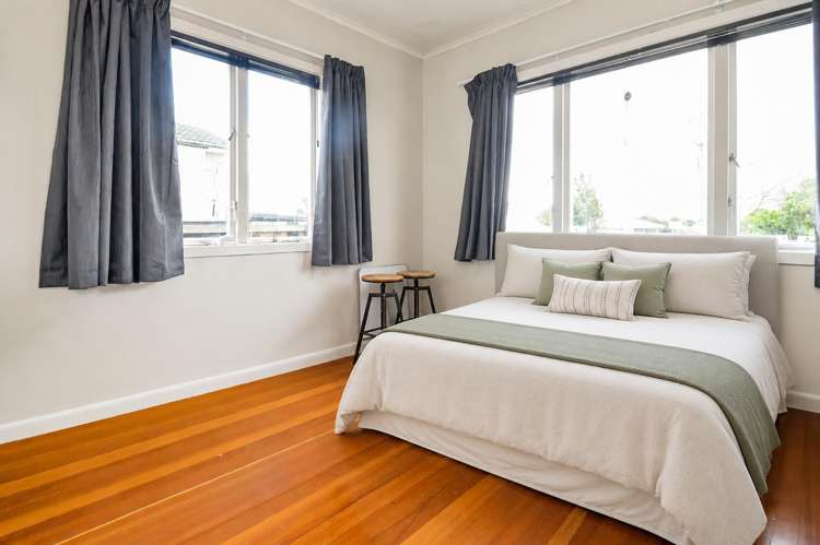 31 Thomas Road Mangere_9