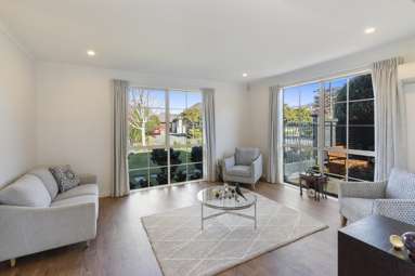 2 Applefield Court_4