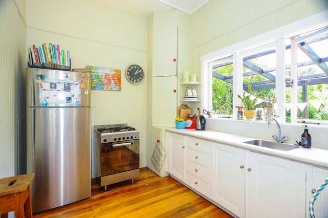 378 Huia Road Titirangi_4