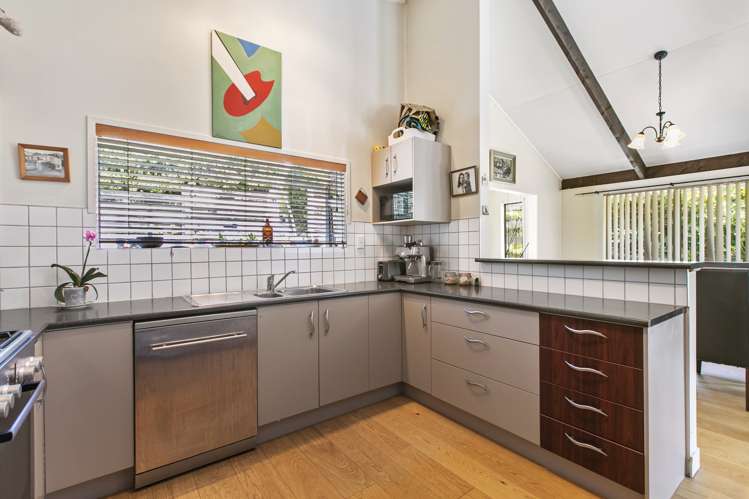 43b Swann Beach Road Stanmore Bay_2