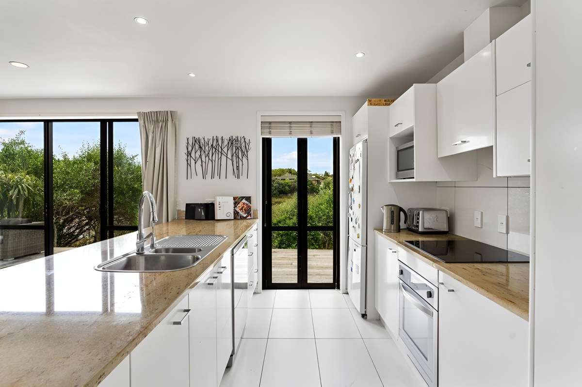 27 Tamaki Bay Drive_1