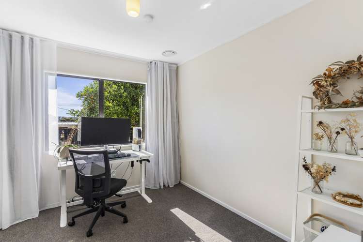2/170 Birkdale Road Birkdale_8