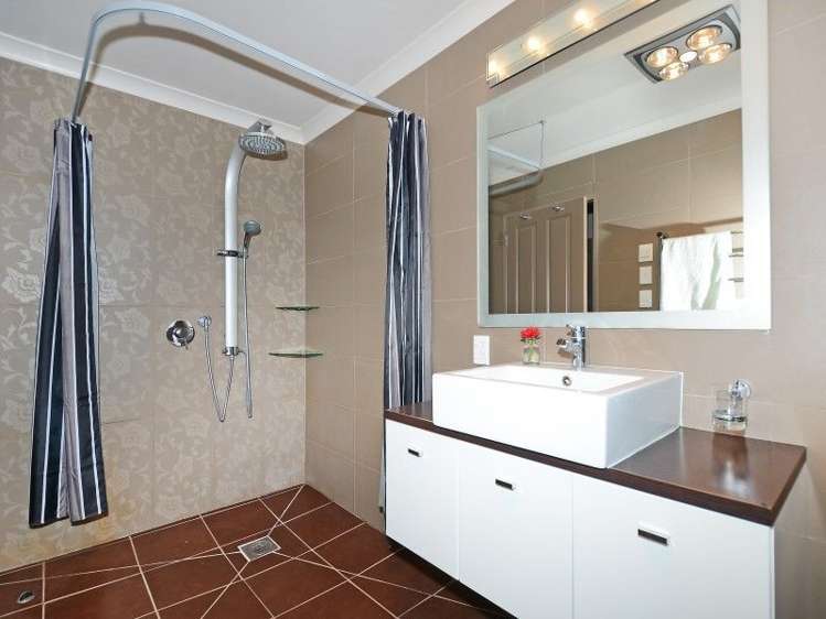 3 Swain Grove Riverstone Terraces_17