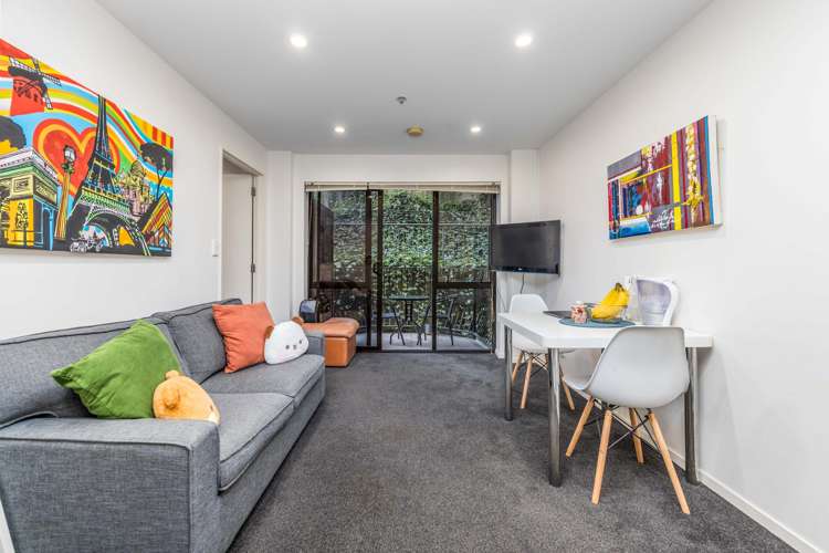 3A/23 Emily Place_0
