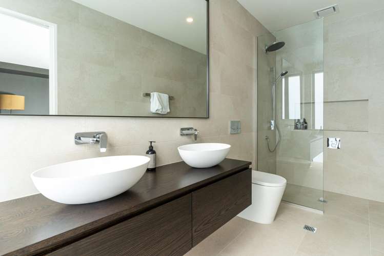 9 Hewitts Road Merivale_15