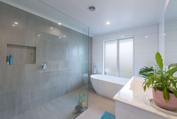 32 Hart Road Richmond_23