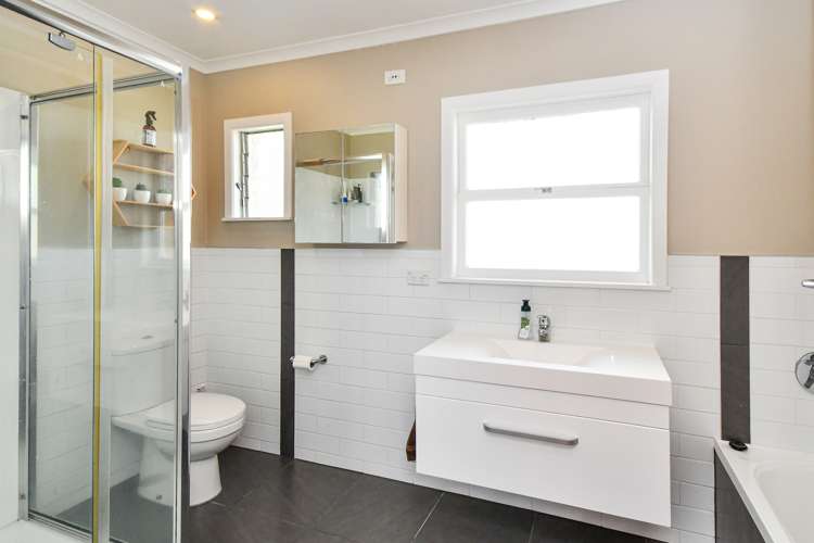 7 Fausett Avenue Pukekohe_12