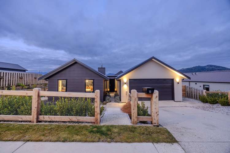 10 Armidale Crescent Wanaka_12