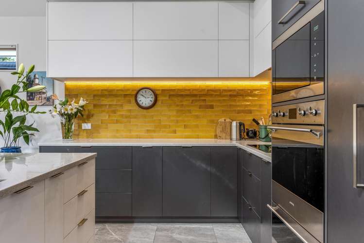 74 Regents Park Drive Casebrook_2