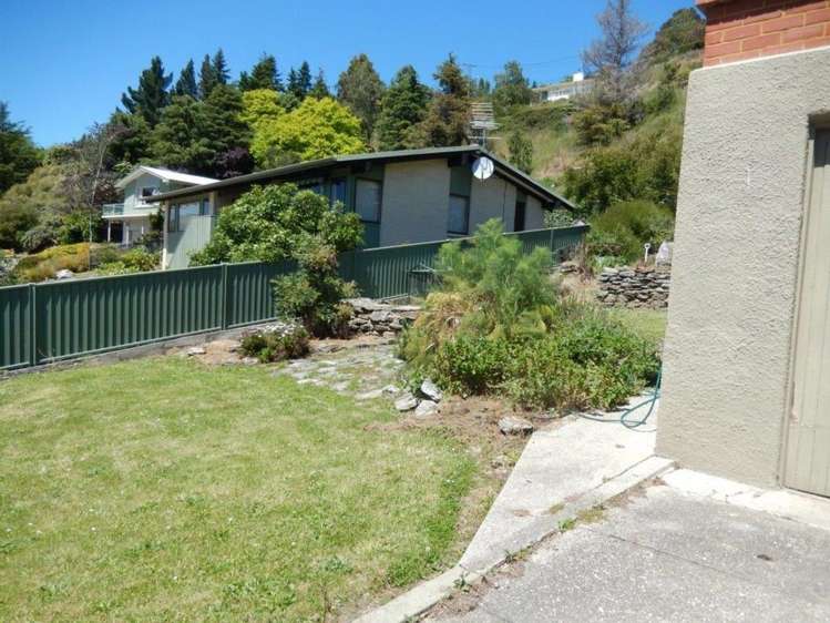 3 Branxholm Street Roxburgh_15