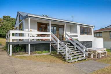 27 Pacific Parade_3