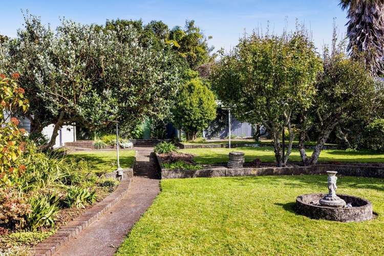 17 Hoyle Place New Plymouth Central_10