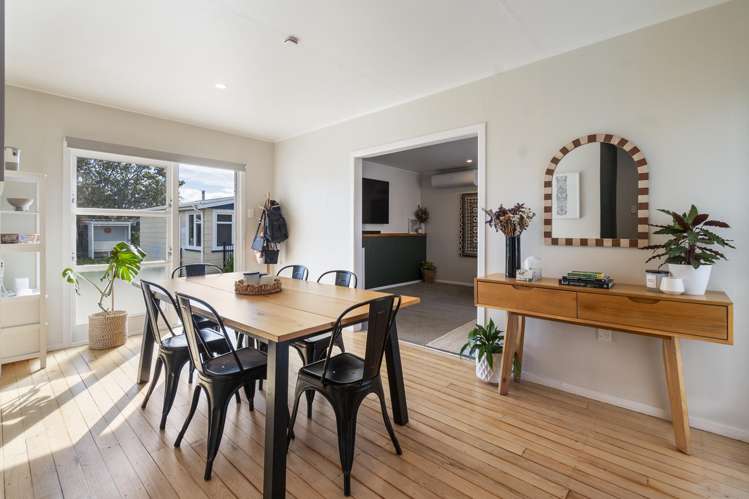 18 Tararua Terrace Cloverlea_9