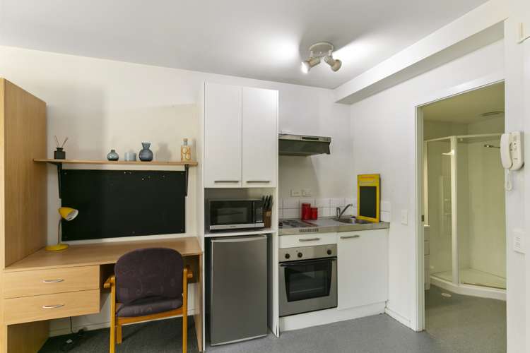 202/169 The Terrace Wellington Central_5