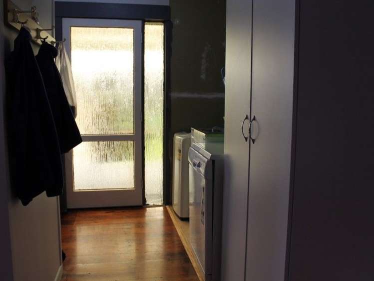 8 Bush Street Paeroa_23