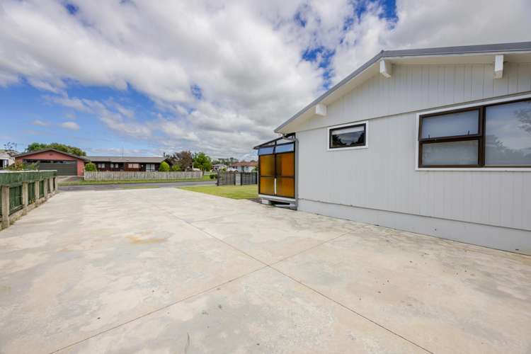 9 and 11 Willow Grove Waipukurau_23