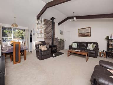 195 Dickson Road_1