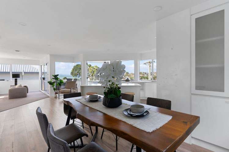 2/9 Colmar Road Mellons Bay_23