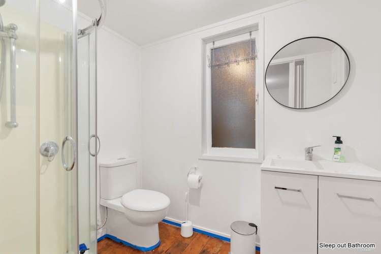 126 Onewa Road Northcote_15