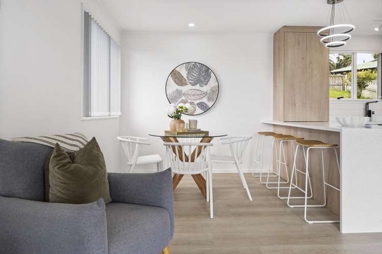 8 Halloran Place Massey_7