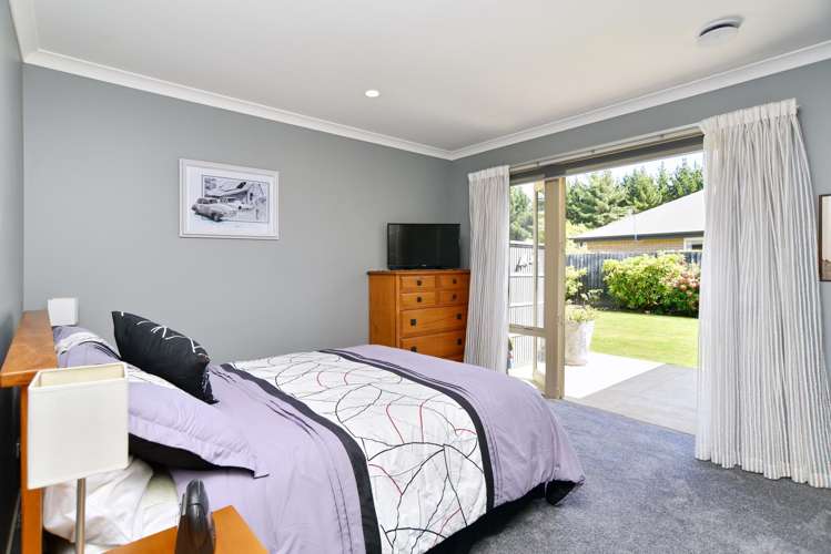 5 Orewa Close Parklands_21