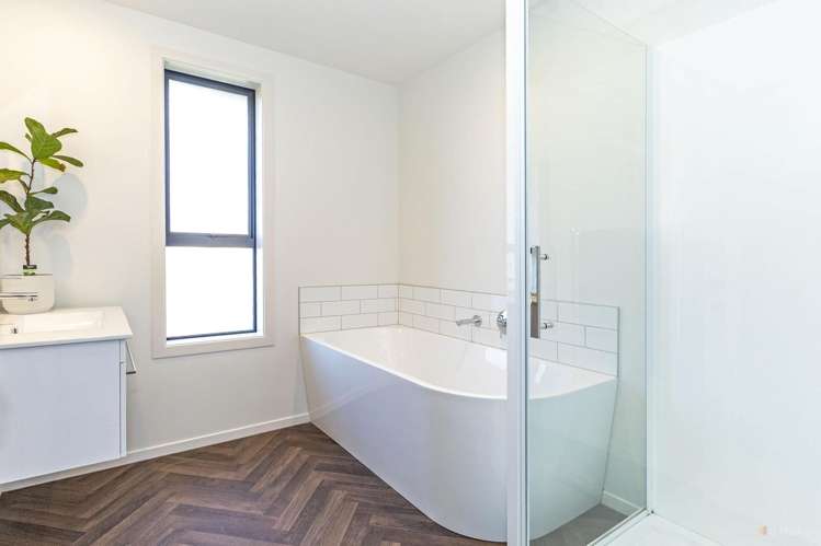 123 Oak Street Orari_15