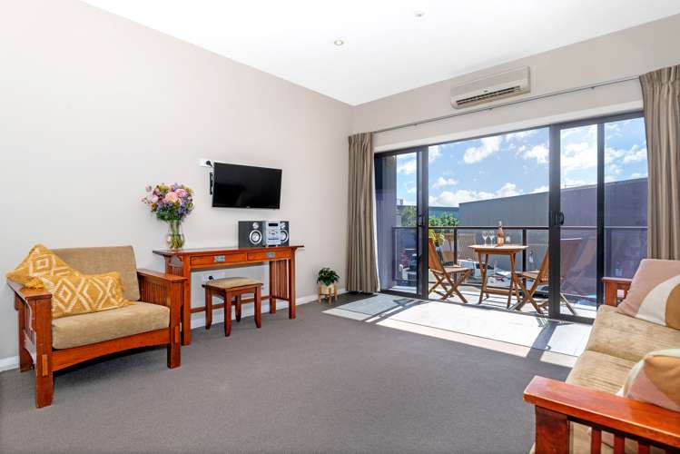 204/2 Reads Quay Gisborne Central_1