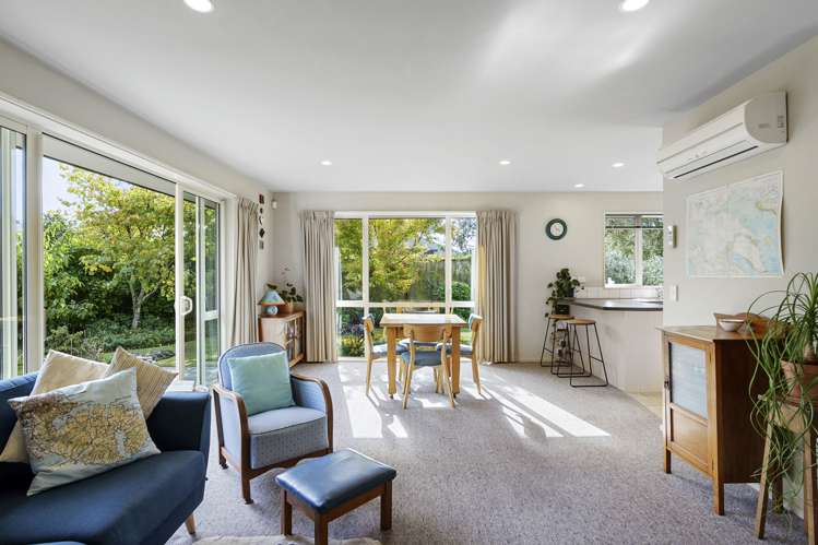 275 Southfield Drive Lincoln_5