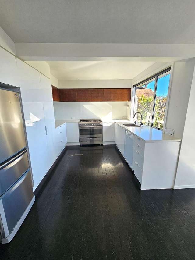 30 Grendon Road Titirangi_3