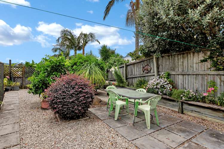 286 Beach Road Onerahi_24