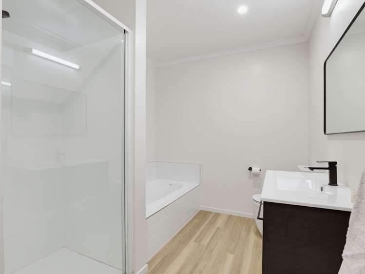 18 McLaughlin Lane Stoke_10