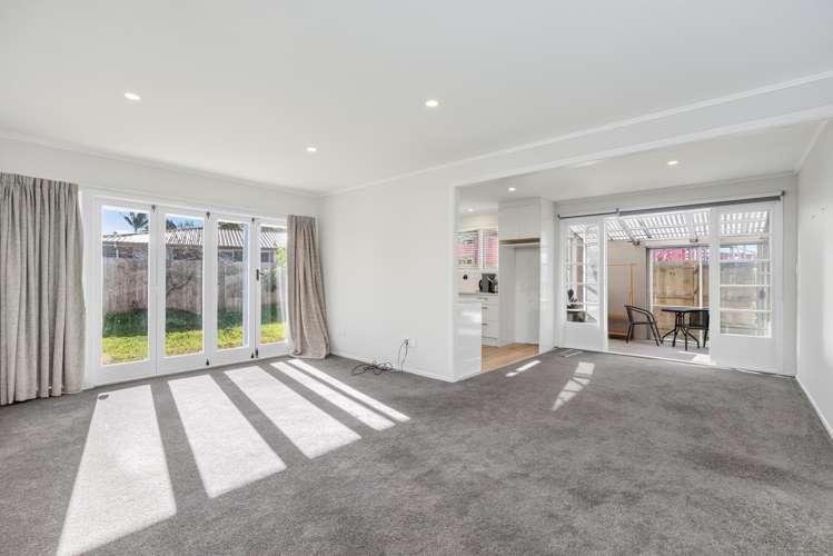 29a Gray Avenue Mangere East_16